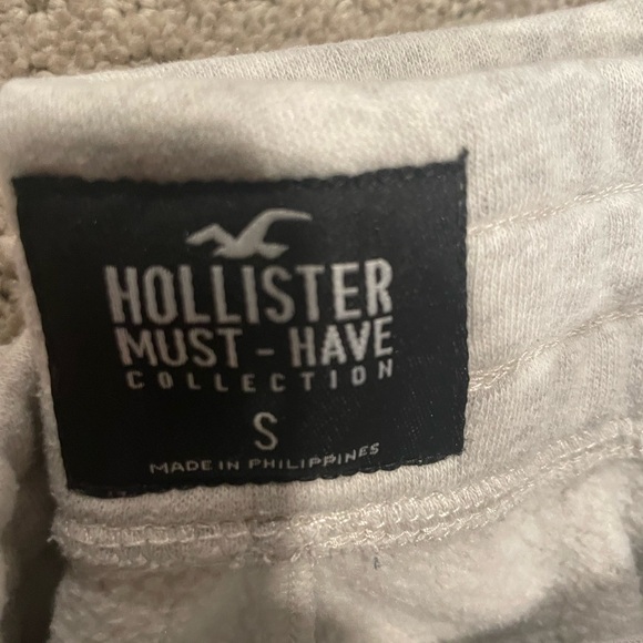 Hollister and Aeropostale Sweatpants Men’s size Small - Picture 2 of 4